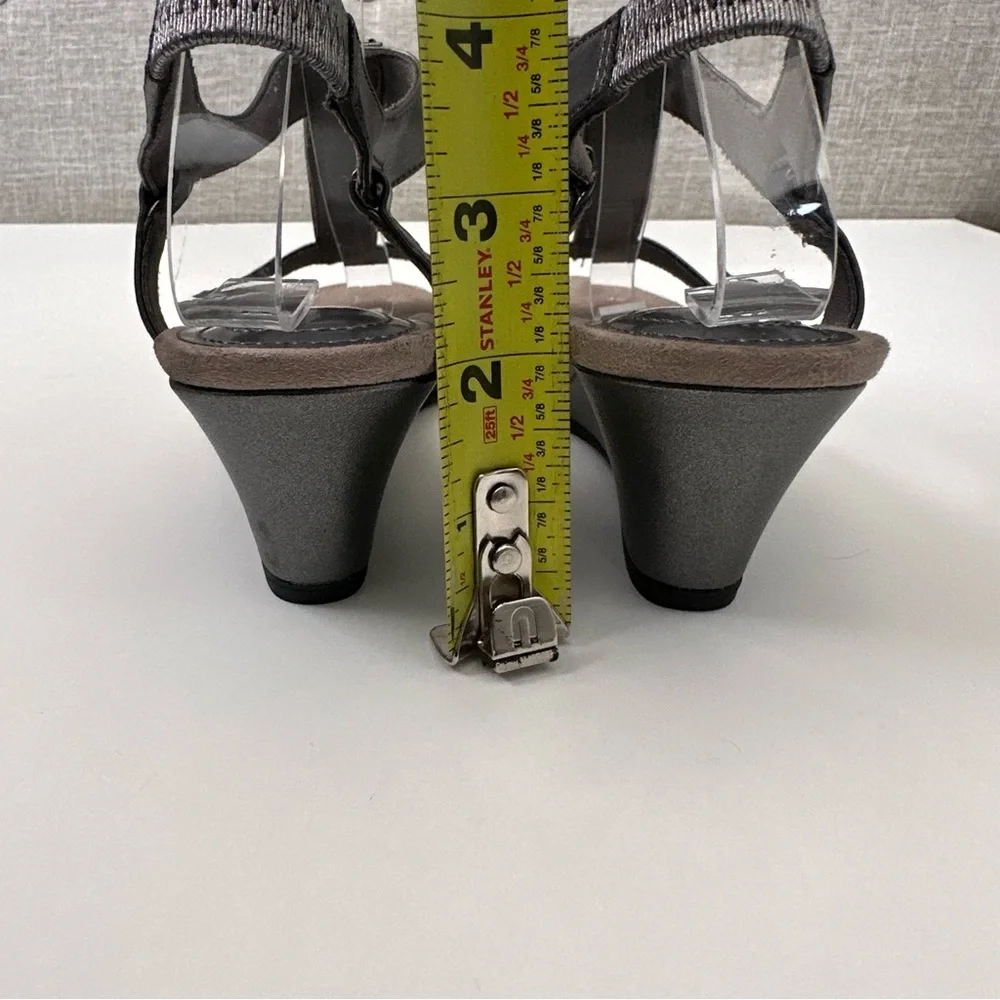 Comfort Plus Rhinestone Detail Silver Dressy Special Occasion Wedges Size 5W